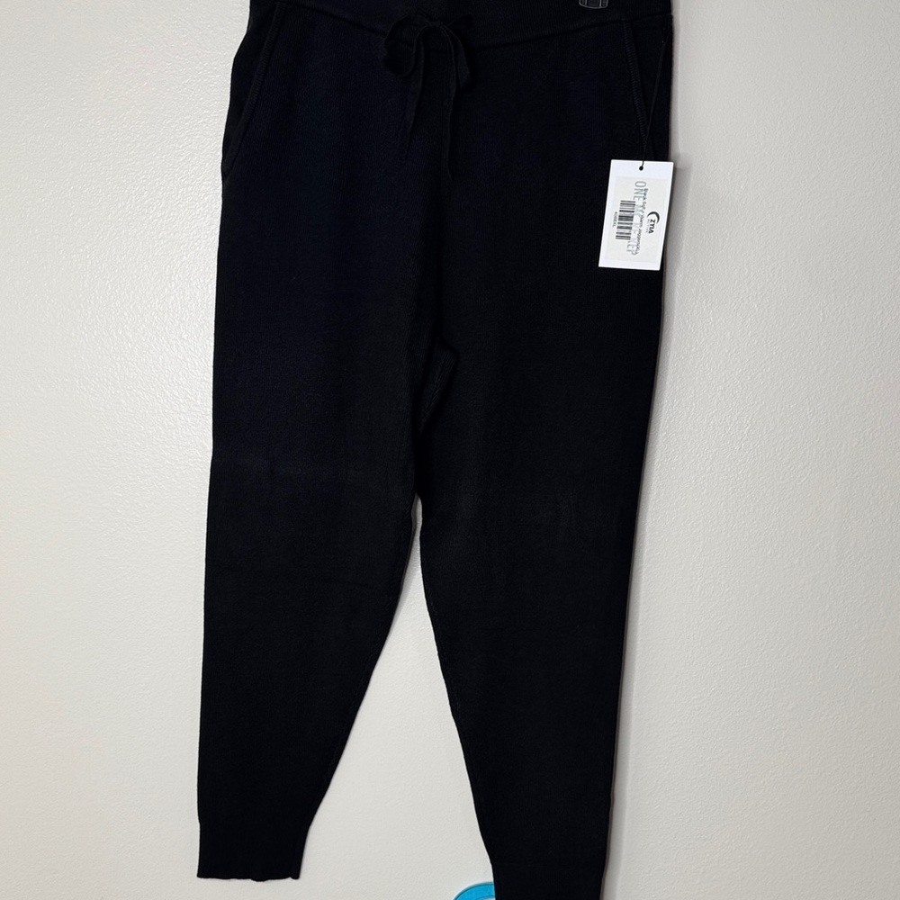 Zyia active soft n warm Classic knit Black Jogger Pants size XL W pockets